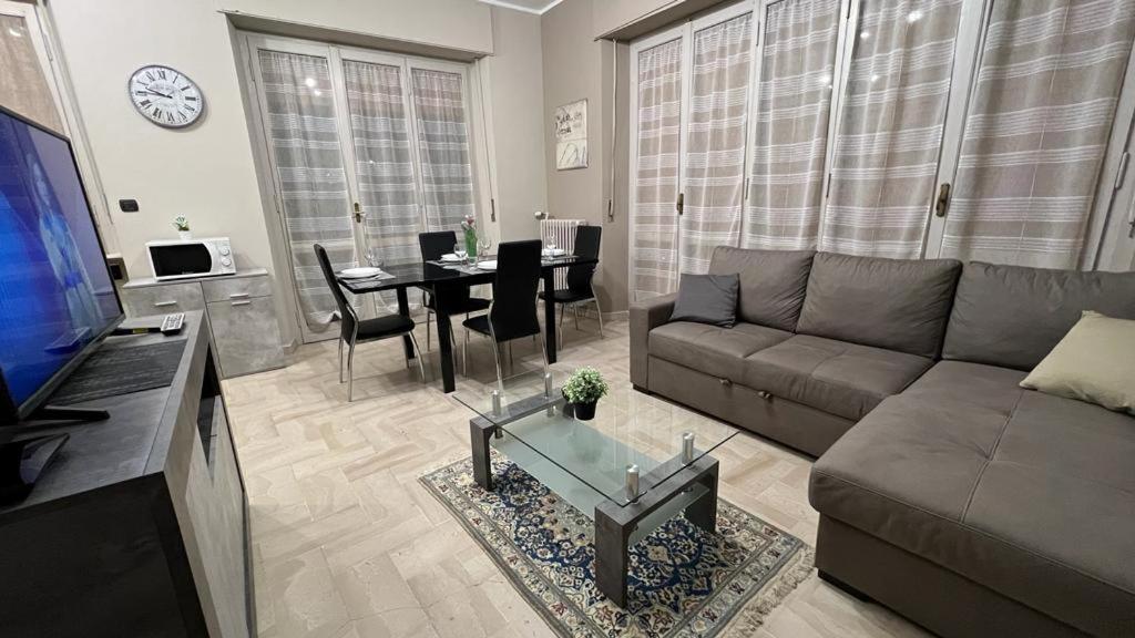 Casa Di Paola 2 Daire Asti Dış mekan fotoğraf